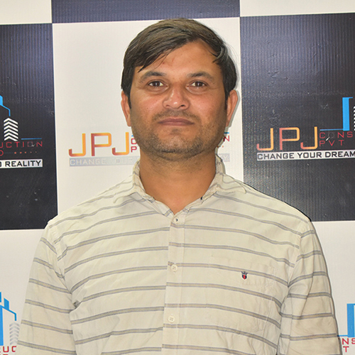 Mr. Naresh Kumar